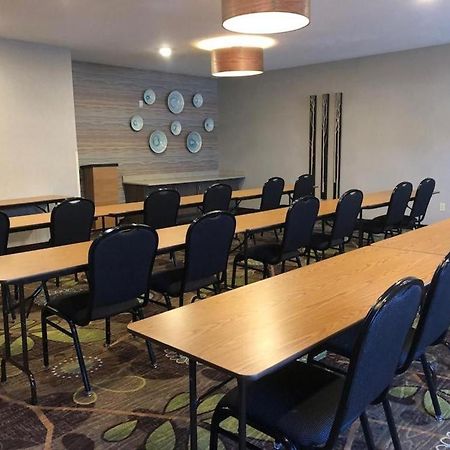 Holiday Inn Express Munising-Lakeview Hotel By Ihg Exteriör bild