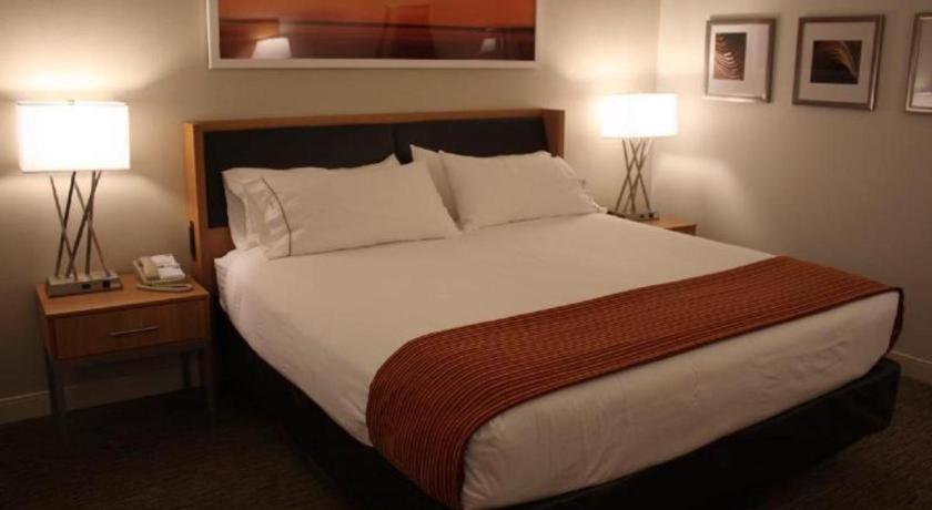 Holiday Inn Express Munising-Lakeview Hotel By Ihg Exteriör bild