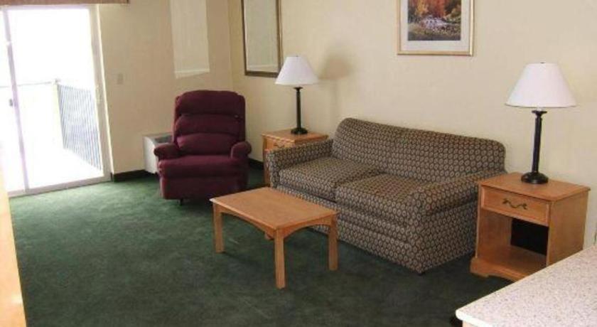 Holiday Inn Express Munising-Lakeview Hotel By Ihg Exteriör bild