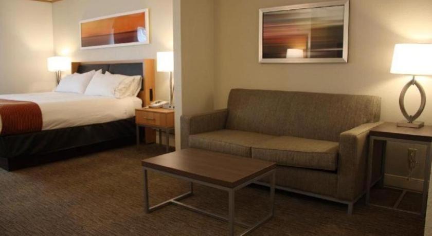Holiday Inn Express Munising-Lakeview Hotel By Ihg Exteriör bild
