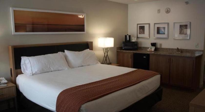 Holiday Inn Express Munising-Lakeview Hotel By Ihg Exteriör bild